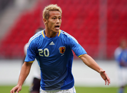 Soccer Blog Keisuke Honda Carries The Hopes Of Japan